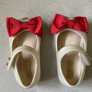 Mini Melissa red bow